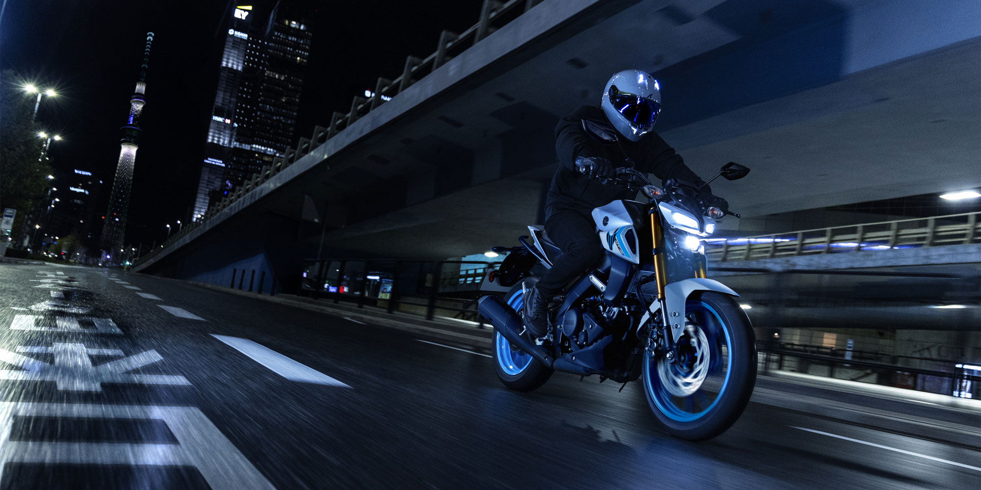 TAME THE DARKNESS：2026「MT-15」全新冰霜灰注目登場